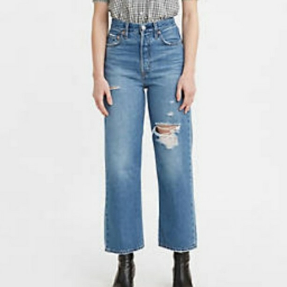Levi's Premium Ribcage Straight Ankle Jeans
